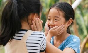 Menggunakan Banyak Bahasa, 5 Manfaat Menerapkan Plurilingual Parenting